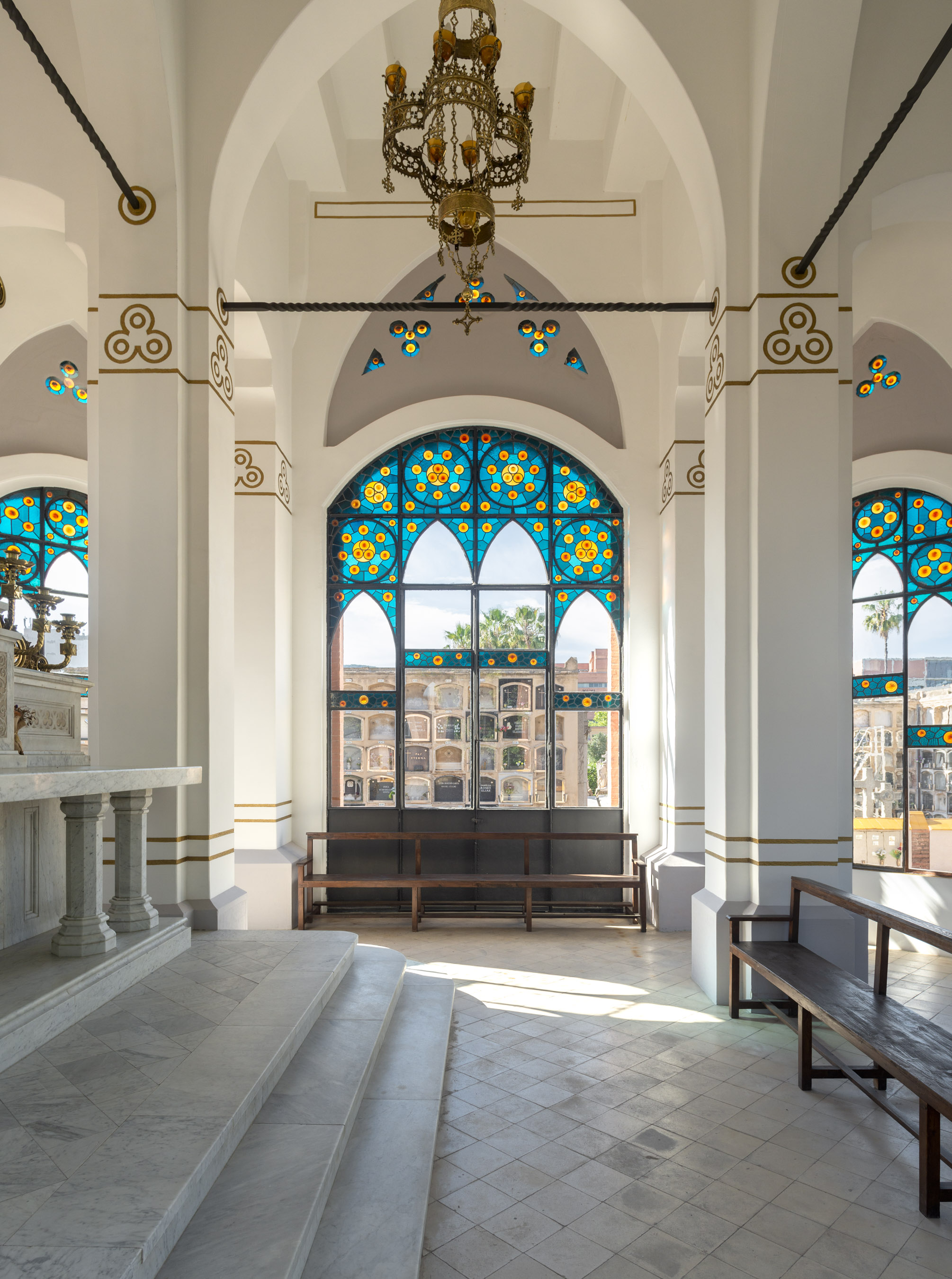 Interior de la Capilla del Cementerio de les Corts