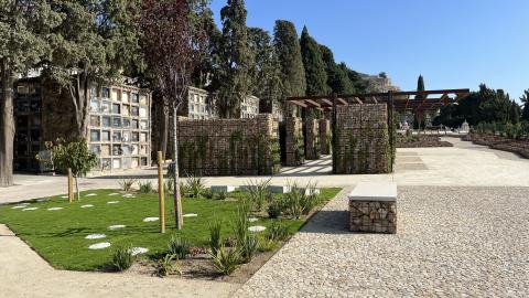 Fotografia del nou espai per a cendres "MIRADOR DEL MAR" a Montjuic
