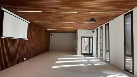 Interior noves sales interconviccionals Montjuïc