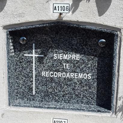 Làpida granit país gris oxavo 